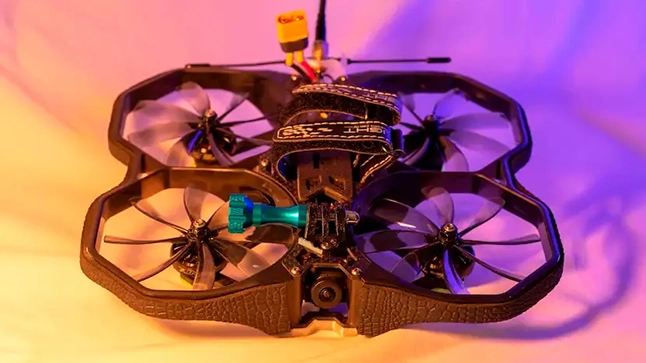 Fotografía de un dron FPV